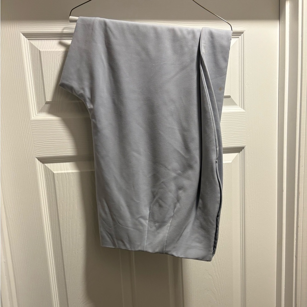 Avenue Women's Light Blue Pants & Sleeveless Shirt